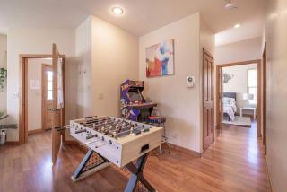 Navigate Stays Serene Mountain Paradise Retreat - Lake Arrowhead - 4