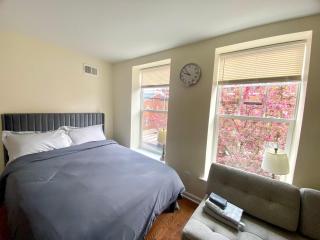 Cozy Home in the Heart of South Philly - 1
