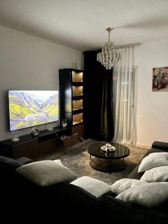 Appartement Confortable Chambre et Salon Spacieux Family Couple - Sharjah - 0