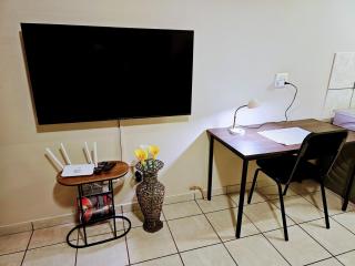 Cheerful 2-Bedroom Holiday Home - Kathu - 3