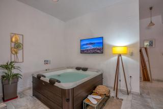 Achilleas Deluxe Αpt with Jacuzzi - Kotsianá - 1