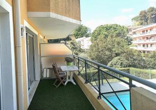 T2 clim piscine tout équipé au calme - 8