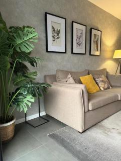 Modern And Chic 2 Bed Apt Steps From La Cuadrita - 8