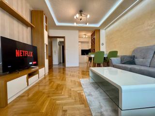 Modern Elegant apartment w free parking - Sarajevo - 9