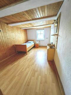 Erays Zimmervermietung Comfortable rooms for long-term fitters - Hemmingen - 1