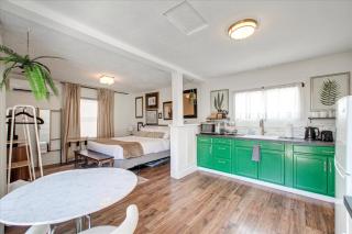 SweetPea Tiny Home - Boise - 6