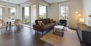 Luxury Modern 2BD 2BA White City Living Apartment - 6