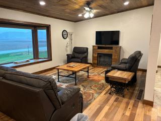 Comfortable Country Home - 8