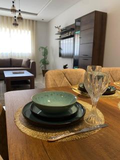 Chic and Cozy Apartment Luxury and Tranquility - Oujda - 9