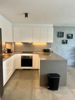 Modern 2 Bed Sea View Apartment Pool Access - Adeje - 6