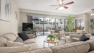 Hale Lopaka at Kona Plaza - 0