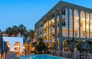 Flower Hotels & Resorts - Golem - 0