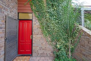 Nutgrove Gem - Breezy Beachfront Escape in Sandy Bay - Sandy Bay - 5