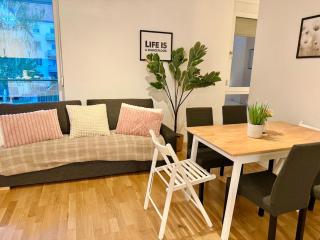 Modern Apartment with Balcony near SCS - Wiener Neudorf - 3