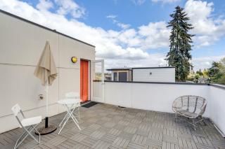 5 Mi to Dtwn Pet-Friendly Townhome in Seattle! - 8