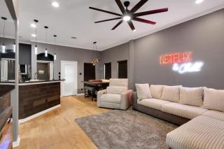 Private Pool and Hot Tub Wild Horse Home! - College Station - 8