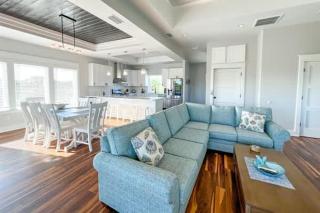 Pelican Point- New construction- Sleeps 11- Pool - St. George Island - 2