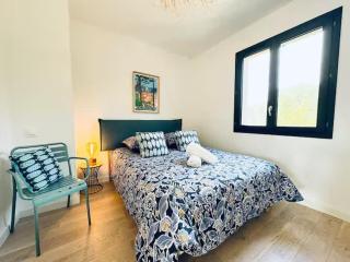 Before making a request, read my profile host at the bottom of page # Fully Private 3-Bedroom Luxury Villa close to Saint-Tropez - Saint-Tropez - 6