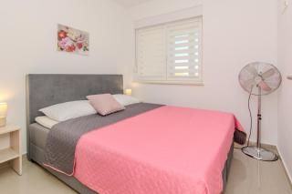 Apartments with a parking space Vir - 24307 - Vir - 6