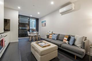 PRIME Hub on Bourke w City Views! near Chinatown! - Melbourne - 2