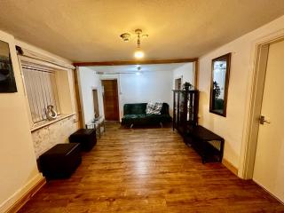 Cottage style flat - 4