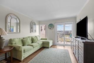 Summer School condo - Atlantic Beach - 8