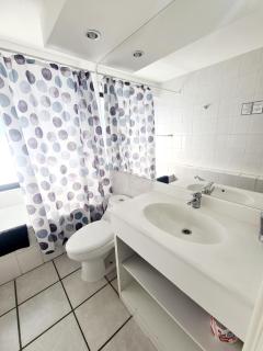 Apartamento El Golf las Condes I Estacionamiento I Aire Acondicionado 1H - Santiago - 9