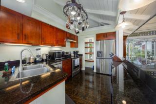 Kona Penthouse 2 Bedroom, Relax and Unwind Aloha Style - Kailua-Kona - 7