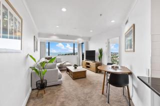 Modern 1BR w Pool Gym Steps to Beach by Zodiak Stays - 8