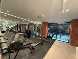 Modern City Living with the Seaview - Wellington - 3