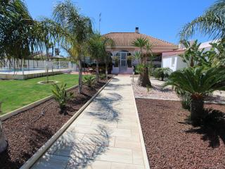 Casa con Piscina Privada Cerca del Mar, Mascotas Bienvenidas, WiFi Gratis, Playa para Perros - ES-184-39 - Riumar - 4