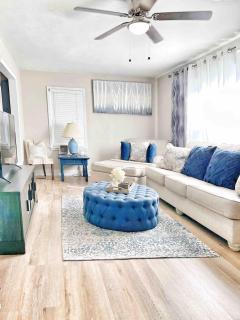 Family Comfort with Graceful Stays - Decatur - 4