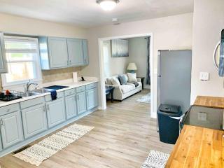 Family Comfort with Graceful Stays - Decatur - 2