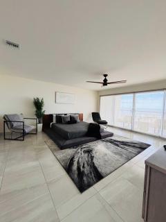 Beachfront Apartment with 3 BR 2 BA with pool - Rosarito - 6