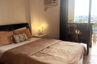 Raya Garden High Rise Vacation Home airport & city view - Manila - 6