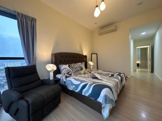 Skyline Luxe 4BR Retreat with En-suite Icon City - Petaling Jaya - 4