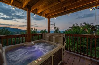 Red Roof Chalet of the Smokies - Gatlinburg - 0