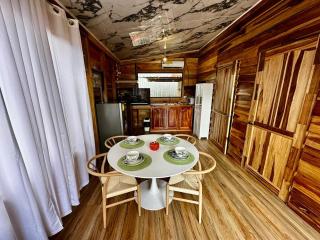 Tribu Bungalow 1 Modern and Centrally Located - Fortuna - 2