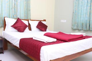 Hotel Starlight Chennai near DLF,L&T,Miot,Tradecenter,Ramachandra medical coll - Chennai - 2