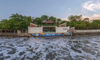 Balcony Bedroom Suite w Romantic Sunsets - AC - Pool - 6