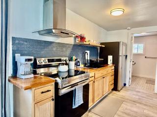 Comfortable Studio With Modern Touches #9a - Oklahoma City - 8