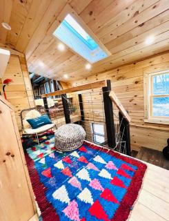 Cozy, Modern Cabin Retreat 8 min to Windham mtn - - 2