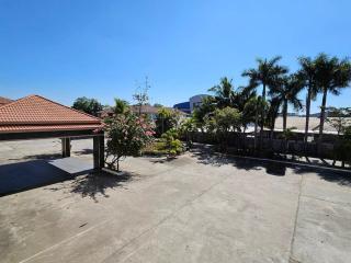 Grand Place Resort - 6