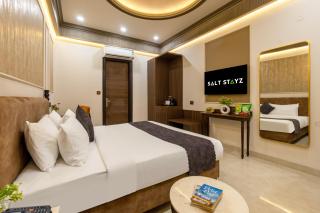 Saltstayz Autograph - Connaught Place - 9