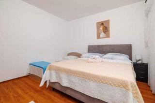 Apartments in Crikvenica 39208 - Crikvenica - 1