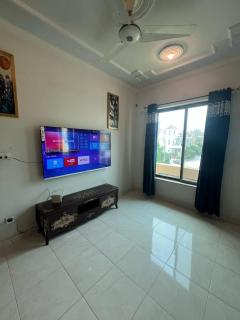 Relax Lodge Family Guest House - Islamabad - 5