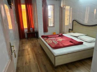 Khajuria Guest House - Katra - 8