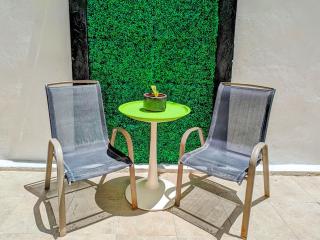 A2 Romantic Beachside Escape Capri Theme Memory Foam King Bed Kitchen AC - Playa del Carmen - 6