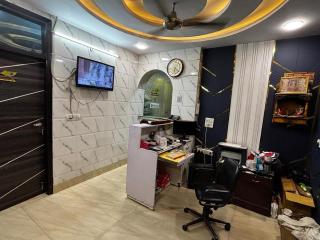 Akaash Cont I Couple FrendIy I Hari Nagar I New Delhi - New Delhi - 1