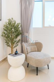 City View 2BR Just Steps from the Mall, Roxana Residence B, Jumeirah Village Circle by Deluxe Holiday Homes - 2